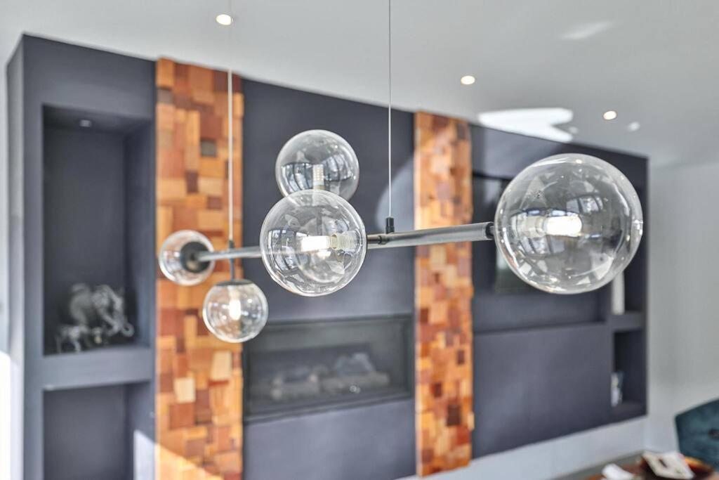 New Modern 1400 Sq Ft Coach House Near Everything Toronto Exterior foto