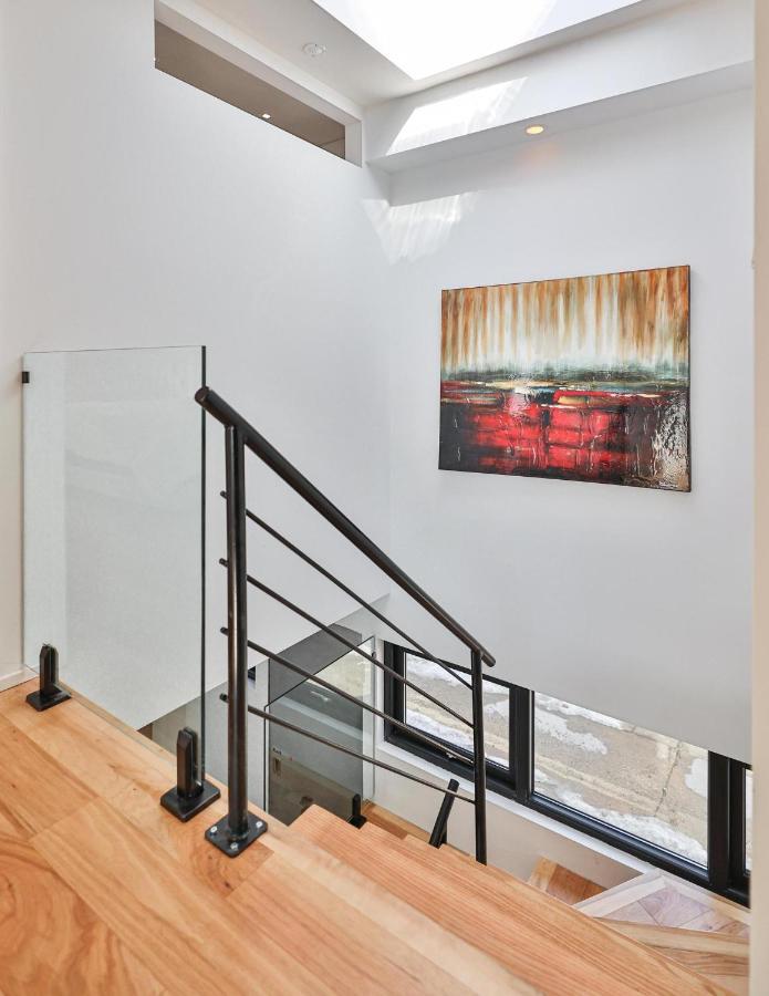 New Modern 1400 Sq Ft Coach House Near Everything Toronto Exterior foto