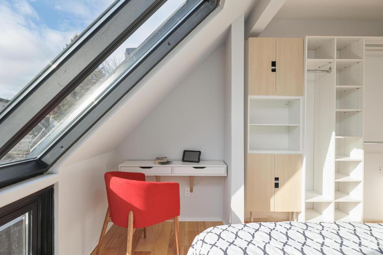 New Modern 1400 Sq Ft Coach House Near Everything Toronto Exterior foto